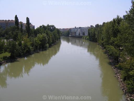 Donaukanal in Wien Spittelau
