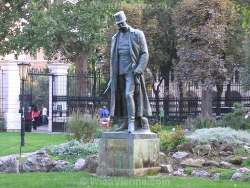 Franz Josef Statue in Burggarten